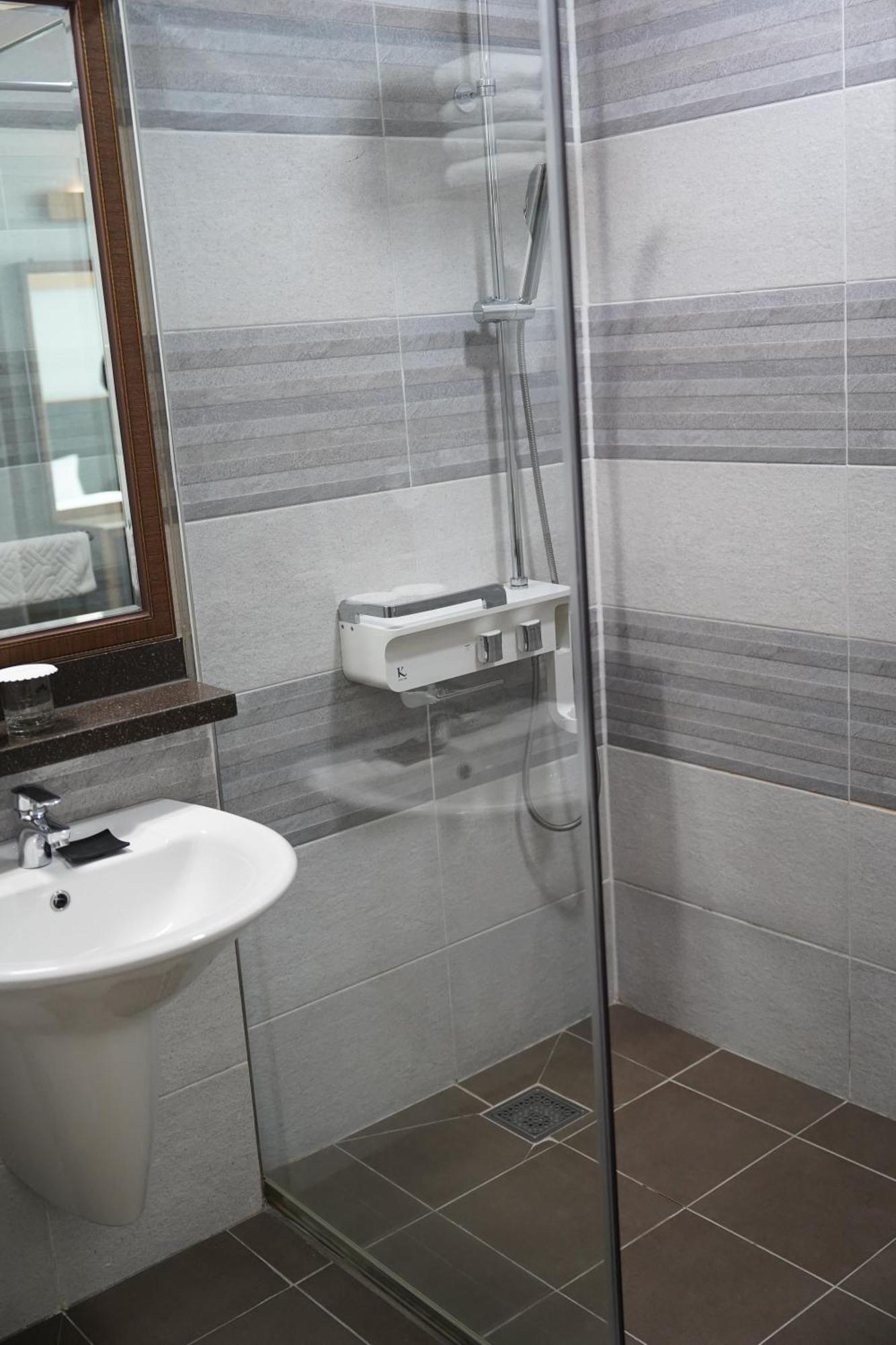 Sacheon Grand Tourist Hotel Экстерьер фото