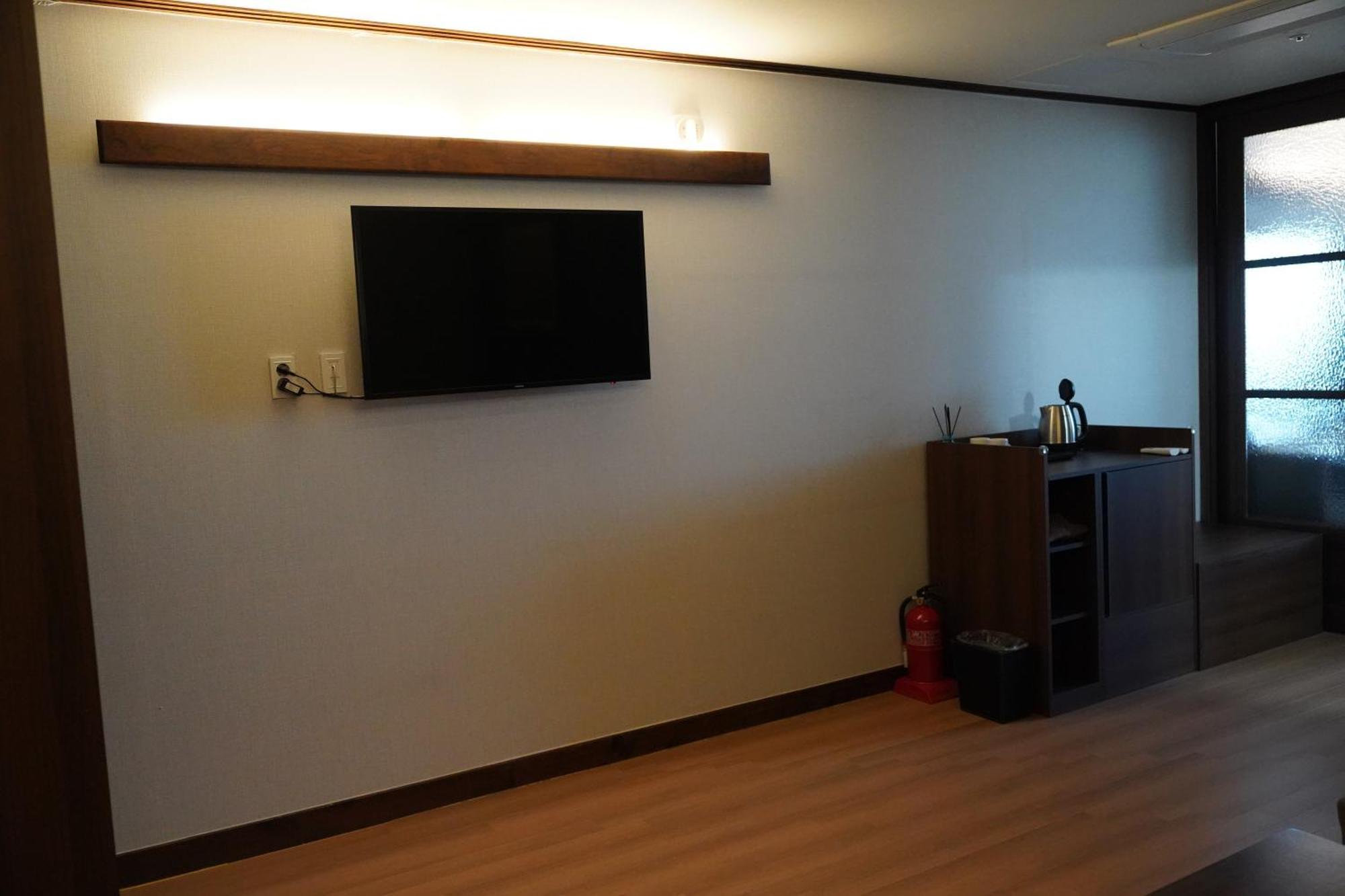 Sacheon Grand Tourist Hotel Экстерьер фото