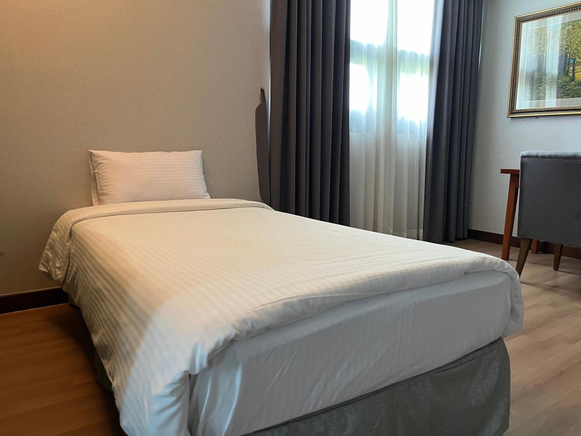 Sacheon Grand Tourist Hotel Экстерьер фото