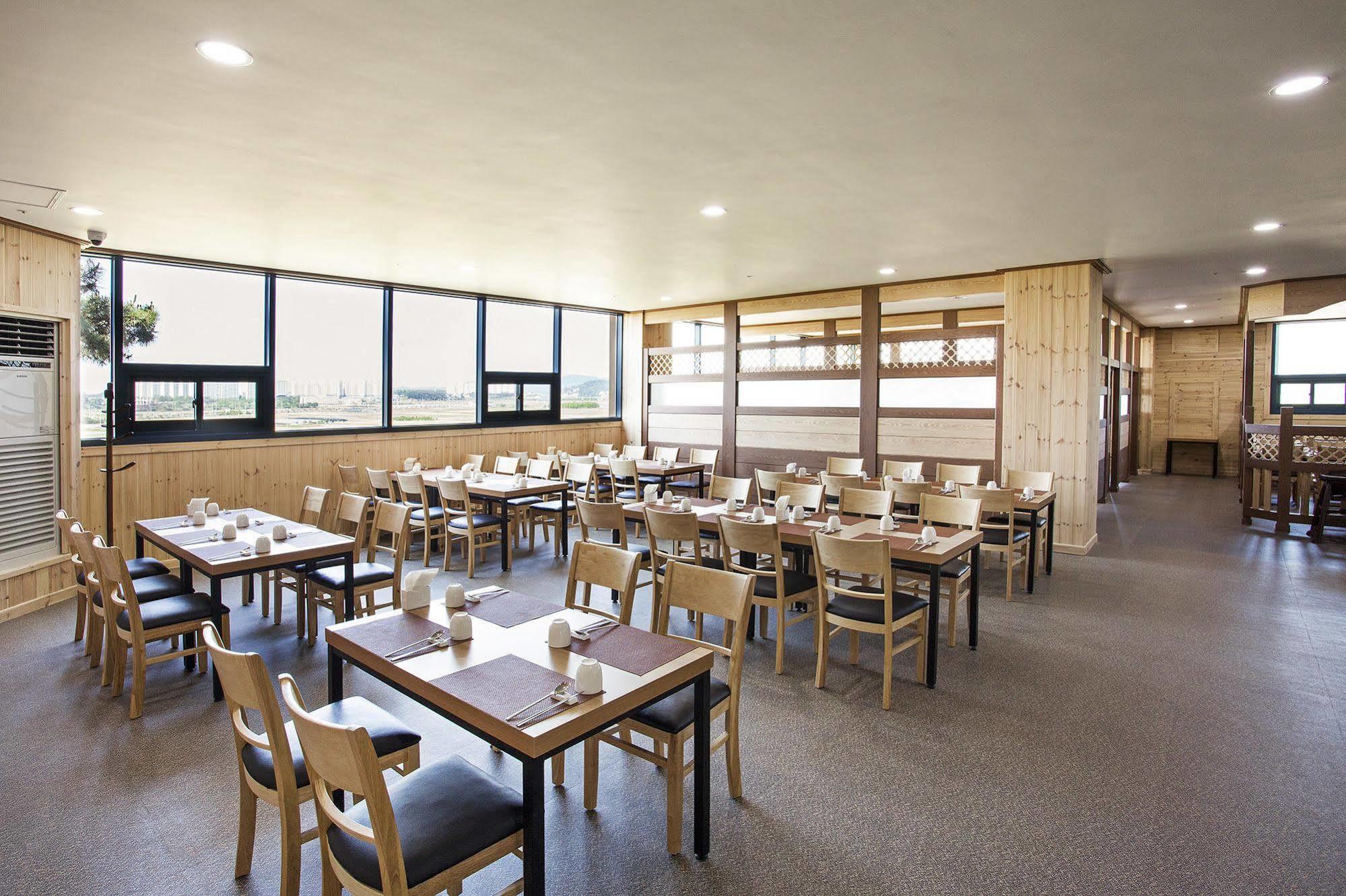 Sacheon Grand Tourist Hotel Экстерьер фото