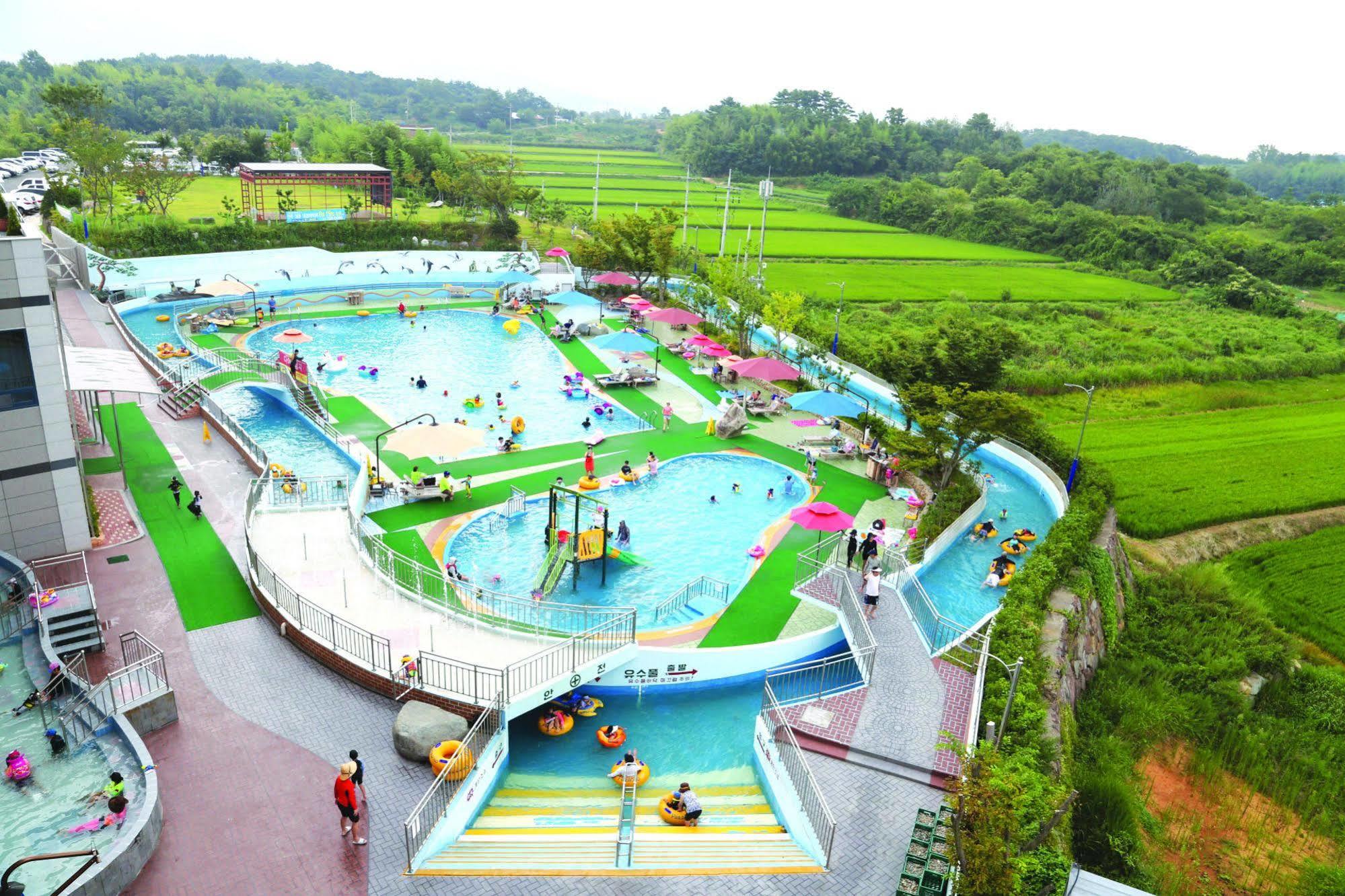 Sacheon Grand Tourist Hotel Экстерьер фото